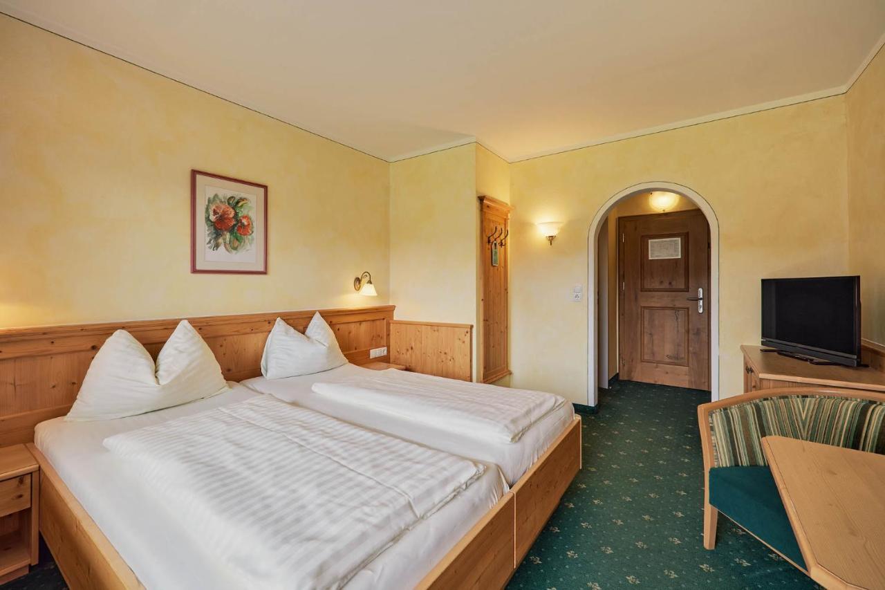 אבס Gasthaus Hotel Oberwirt מראה חיצוני תמונה